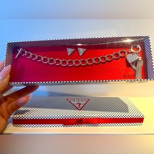 new GUESS rhinestone charm bracelet and earring logo studs gift set NWT BNIB